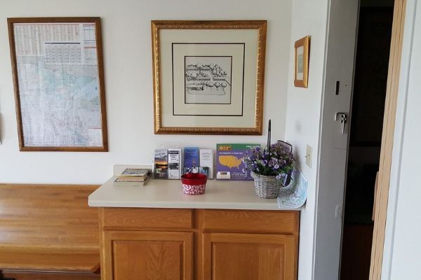 Budget Host Inn (Detroit Lakes)
